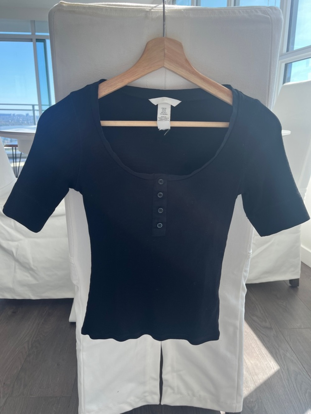 Black Ribbed Henley Scoop Neck Top - Unbranded